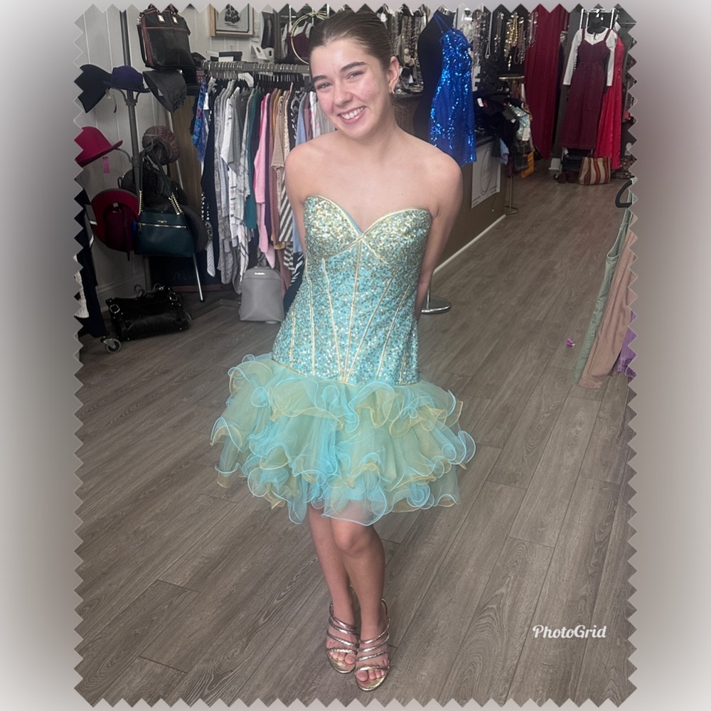 Sherri Hill prom/formal dress. Size 8